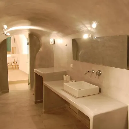 Kalisperis Cave Houses Vothon