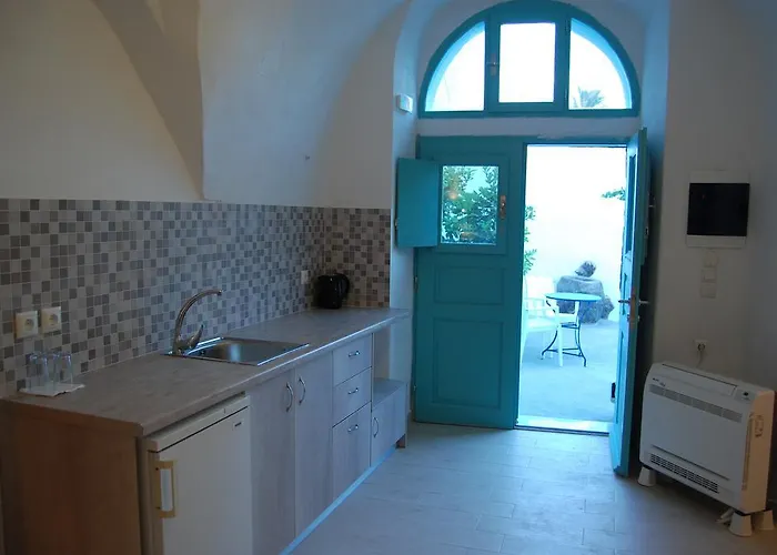 Kalisperis Cave Houses